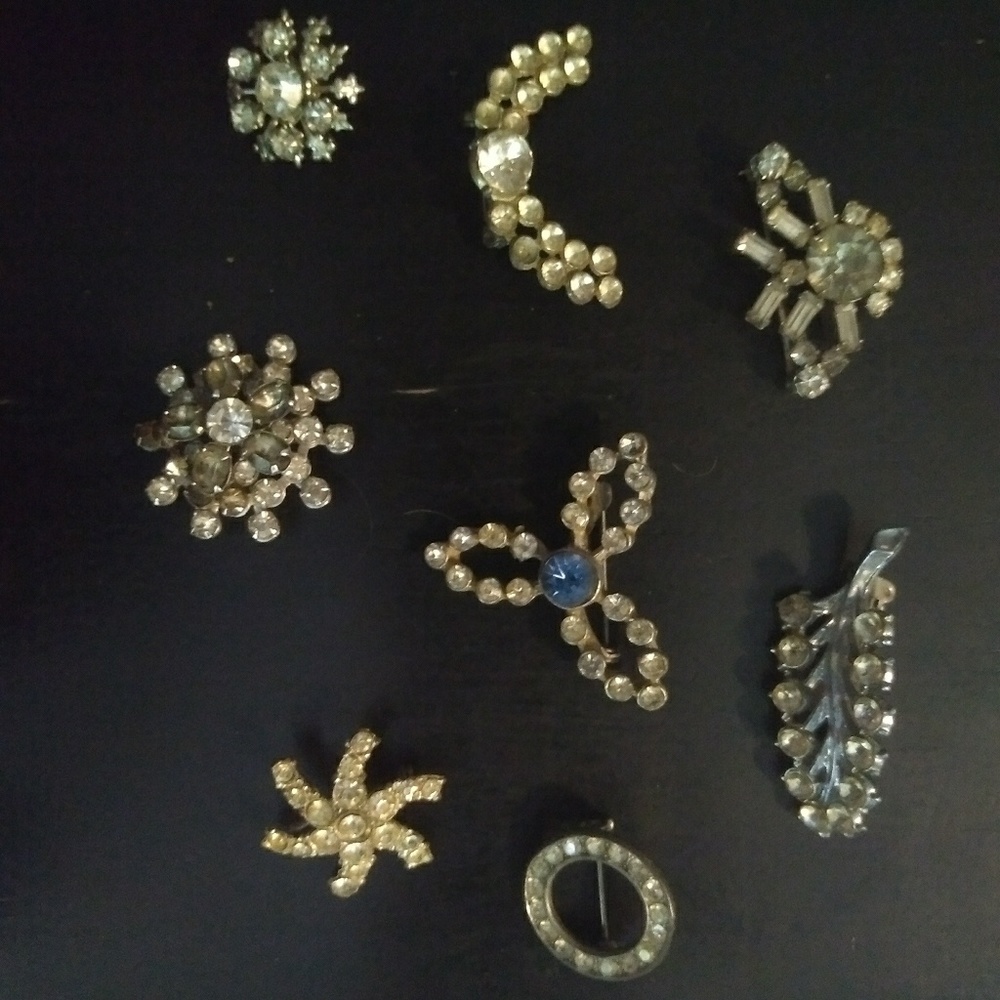 Costume jewelry lot